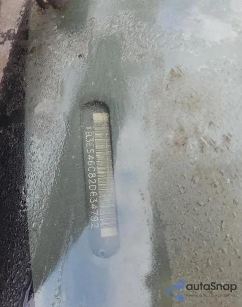 2002 Dodge Neon Se z USA, uszkodzony, nr VIN 1B3ES46C82D634792